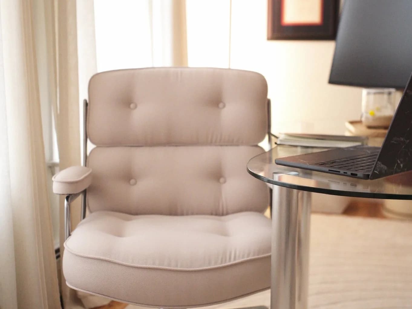 Herman Miller Eames Executive Chair